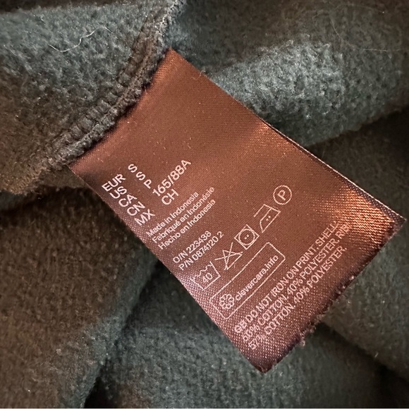 H&M NCAA UCLA Dark Green Unisex Crewneck Sweatshirt Size Small S - Picture 7 of 7